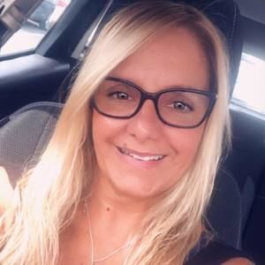 Meet your Posher, Isabelle